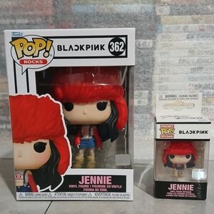 Funko POP! Blackpink Jennie Vinyl Figure & Pocket POP! Jennie Keychain (NEW)